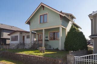 Photo 2: 3312 PARKER Street in Vancouver: Renfrew VE House for sale (Vancouver East)  : MLS®# R2005026