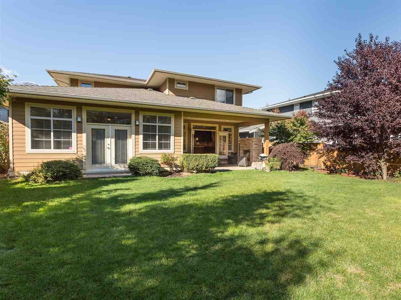 Main Photo: 1008 CONDOR Place in Squamish: Garibaldi Highlands House for sale in "Thunderbird Creek" : MLS®# R2234114
