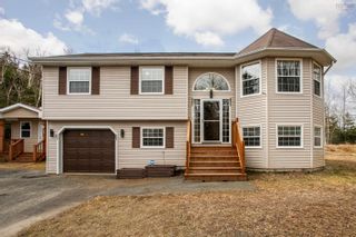 Photo 1: 256 Rhodora Drive in Middle Sackville: 26-Beaverbank, Upper Sackville Residential for sale (Halifax-Dartmouth)  : MLS®# 202306339
