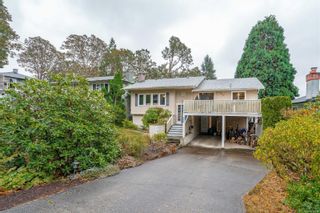 Photo 2: 943 Verdier Ave in Central Saanich: CS Brentwood Bay House for sale : MLS®# 917910