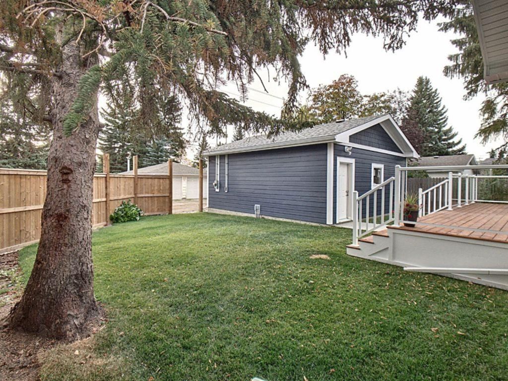 Photo 28: Photos: 30 Westwood Drive SW in Calgary: Westgate Detached for sale : MLS®# A1039725
