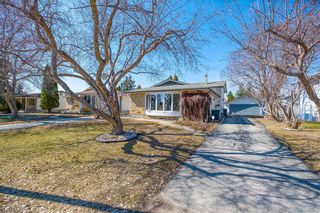 Photo 2: 23 Southmoor Road in Winnipeg: Niakwa Place Residential for sale (2H)  : MLS®# 202209158