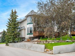 Photo 3: 82 Patina Rise SW in Calgary: Patterson Row/Townhouse for sale : MLS®# A1234186