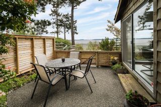 Photo 19: 9265 Lochside Dr in North Saanich: NS Bazan Bay House for sale : MLS®# 902107