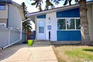 Photo 1: 75 Davidson Crescent in Saskatoon: Westview Heights Residential for sale : MLS®# SK941428