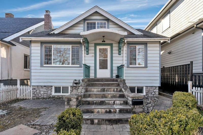 FEATURED LISTING: 2779 NANAIMO Street Vancouver