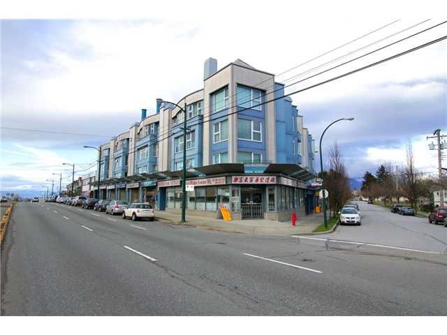 Main Photo: 206 4893 CLARENDON Street in Vancouver: Collingwood VE Condo for sale in "CLARENDON PLACE" (Vancouver East)  : MLS®# V864055