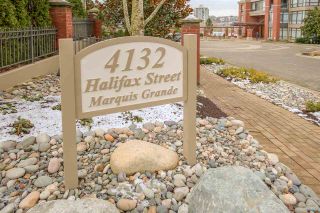 Photo 1: 403 4132 HALIFAX Street in Burnaby: Brentwood Park Condo for sale in "MARQUIS GRANDE" (Burnaby North)  : MLS®# R2388270