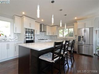 Photo 7: 2330 Arbutus Rd in VICTORIA: SE Arbutus House for sale (Saanich East)  : MLS®# 758286