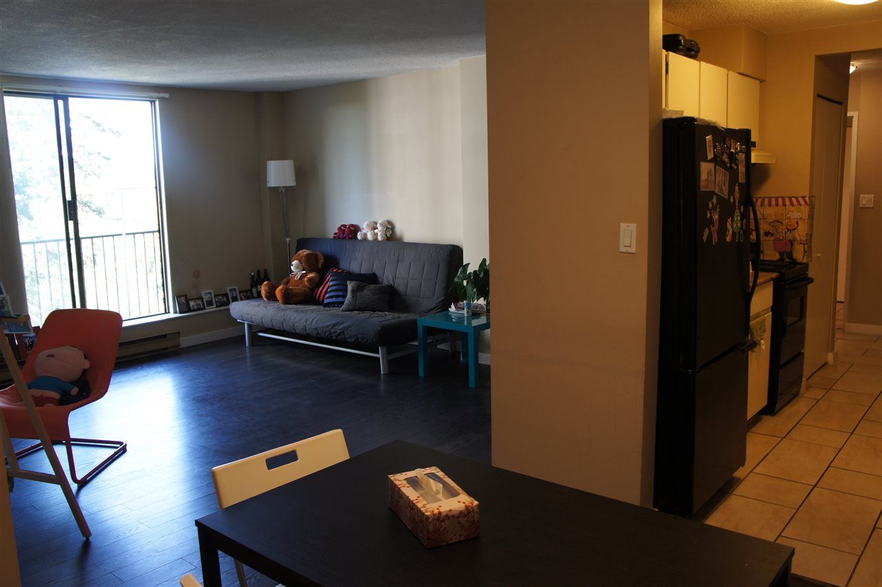 Photo 11: Photos: 702 9595 ERICKSON DRIVE in Burnaby: Sullivan Heights Condo for sale (Burnaby North)  : MLS®# R2112084