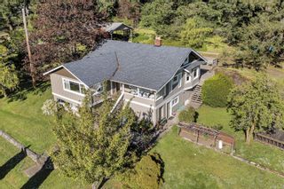 Photo 1: 4061 Holland Ave in Saanich: SW Strawberry Vale House for sale (Saanich West)  : MLS®# 904069