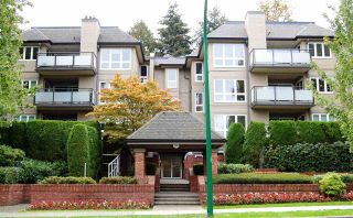 Photo 1: # 404 - 3950 Linwood Street in Burnaby: Burnaby Hospital Condo for sale in "CASCADE VILLAGE/ THE PALLISADES" (Burnaby South)  : MLS®# R2114908