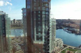 Photo 8: 2803 1438 RICHARDS ST in Vancouver: False Creek North Condo for sale in "AZURA" (Vancouver West)  : MLS®# V578369