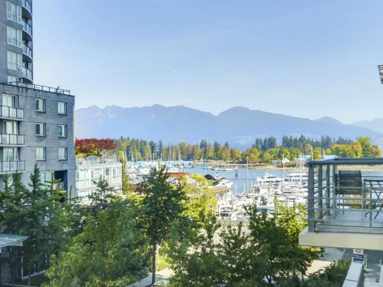 Main Photo: 406 590 NICOLA STREET in Vancouver: Coal Harbour Condo for sale (Vancouver West)  : MLS®# R2302772