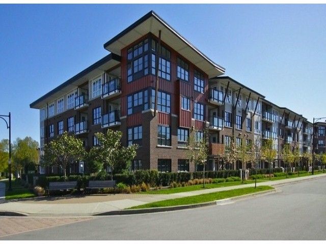 Main Photo: 104 23215 BILLY BROWN Road in Langley: Fort Langley Condo for sale in "WATERFRONT In Bedford Landing" : MLS®# F1311970