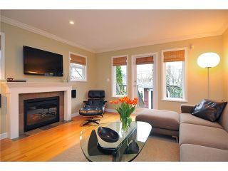 Photo 5: 1865 E 7TH Avenue in Vancouver: Grandview VE 1/2 Duplex for sale in ""THE DRIVE"" (Vancouver East)  : MLS®# V863836