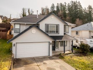 Photo 1: 8348 MELBURN Court in Mission: Mission BC House for sale in "CHERRY RIDGE" : MLS®# R2667897