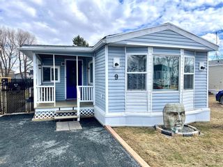 Main Photo: 9 VERNON KEATS Drive in St Clements: Pineridge Trailer Park Residential for sale (R02)  : MLS®# 202407154