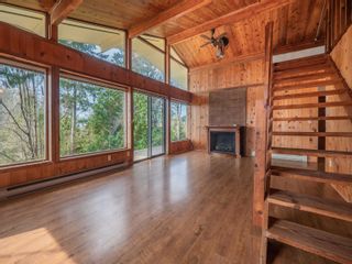 Photo 4: 1440 VELVET Road in Gibsons: Gibsons & Area House for sale (Sunshine Coast)  : MLS®# R2674160
