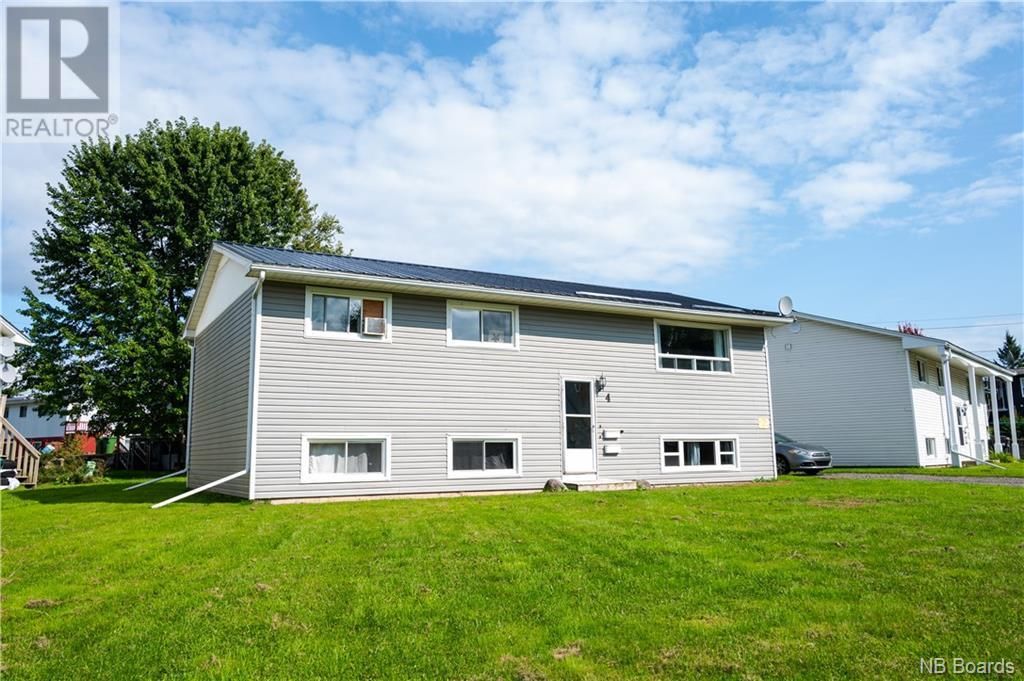 Main Photo: 4 McFadzen Court in Oromocto: House for sale : MLS®# NB092393