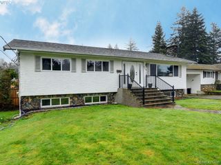 Photo 1: 320 Benhomer Dr in VICTORIA: Co Wishart South House for sale (Colwood)  : MLS®# 834763
