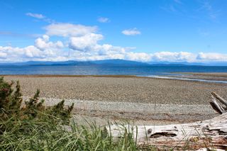 Photo 6: 1713 Admiral Tryon Blvd in Parksville: Beach Home for sale