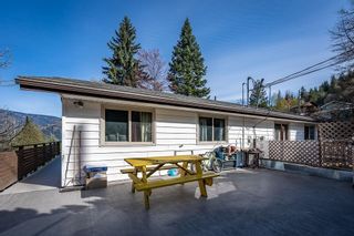 Photo 2: 317 STIBBS STREET in Nelson: House for sale : MLS®# 2476303