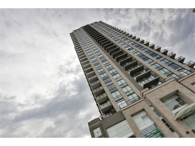 Main Photo: 2805 1111 10 Street SW in Calgary: Connaught Condo for sale : MLS®# C4004682