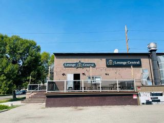 Photo 2: 104 &108 17 Avenue NW in Calgary: Tuxedo Park Retail for sale : MLS®# A2072792