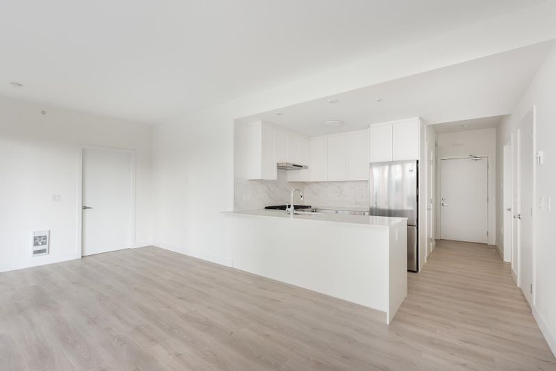 FEATURED LISTING: 404 - 2688 DUKE Street Vancouver
