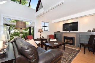 Photo 1: 6 2485 Cornwall Avenue in Vancouver: Kitsilano Townhouse for sale (Vancouver West)  : MLS®# R2326065
