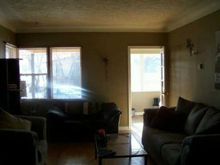 Photo 5:  in CALGARY: Renfrew Regal Terrace Residential Detached Single Family for sale (Calgary)  : MLS®# C3159510