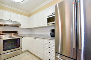 Photo 10: 95 6588 SOUTHOAKS Crescent in Burnaby: Highgate Condo for sale in "Tudor Grove" (Burnaby South)  : MLS®# R2242893