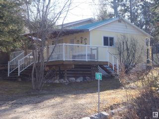Photo 2: 116 Crescent Drive: Rural Barrhead County Cottage for sale : MLS®# E4382750