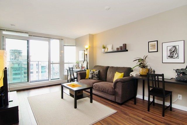 Photo 7: Photos: 1608-135 East 17th St in North Vancouver: Central Lonsdale Condo for rent