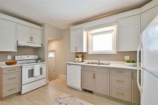 Photo 5: 234 Scotia Street in Winnipeg: Scotia Heights Residential for sale (4D)  : MLS®# 202221511