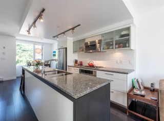 Photo 3: 1955 COLLINGWOOD Street in Vancouver: Kitsilano Townhouse for sale in "Viridian Green" (Vancouver West)  : MLS®# R2493152