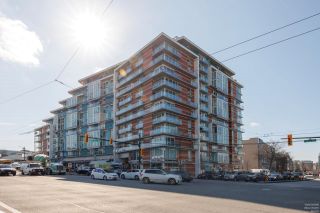 Photo 1: 1006 180 E 2ND Avenue in Vancouver: Mount Pleasant VE Condo for sale (Vancouver East)  : MLS®# R2762028