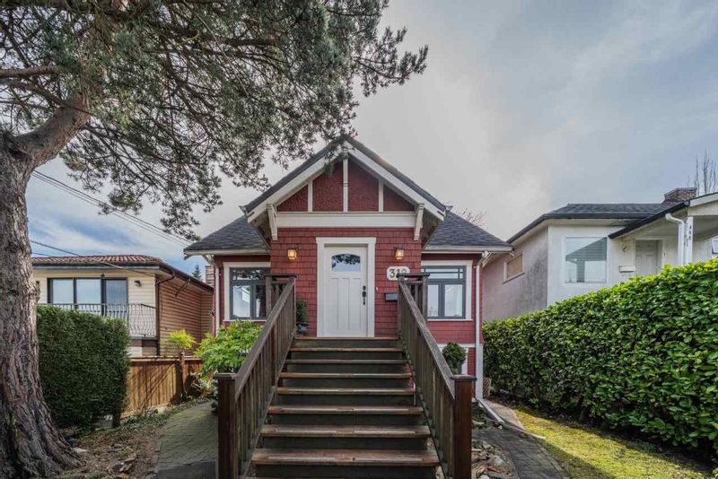 FEATURED LISTING: 312 KING EDWARD Avenue East Vancouver