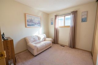 Photo 17: 11 Hobart Place in Winnipeg: Residential for sale (2F)  : MLS®# 202103329
