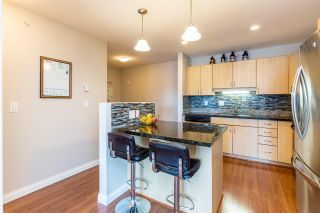 Photo 5: 307 19774 56 Avenue in Langley: Langley City Condo for sale : MLS®# R2437992