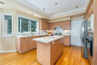 Photo 4: 350 KELVIN GROVE Way: Lions Bay House for sale (West Vancouver)  : MLS®# R2825686