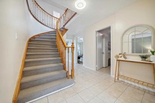 Photo 3: 21 Mayfield Crescent in Whitby: Pringle Creek House (2-Storey) for sale : MLS®# E5769223