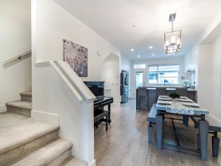 Photo 7: 21 2958 159 Street in Surrey: Grandview Surrey Townhouse for sale in "WILLS BROOK" (South Surrey White Rock)  : MLS®# R2436123