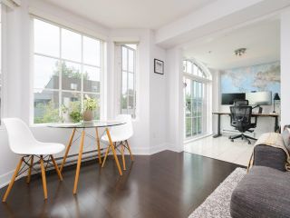 Photo 7: 303 4463 W 10TH Avenue in Vancouver: Point Grey Condo for sale (Vancouver West)  : MLS®# R2812005