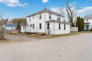 Photo 1: 1471 Magee Drive in Kingston: Kings County Residential for sale (Annapolis Valley)  : MLS®# 202207273