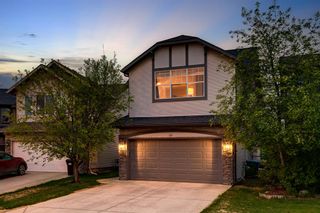 Photo 1: 124 Cougarstone Common SW in Calgary: Cougar Ridge Detached for sale : MLS®# A2051026