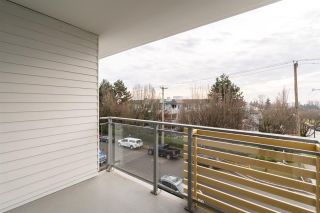 Photo 17: 302 375 W 59TH Avenue in Vancouver: South Cambie Condo for sale in "Belpark by Intracorp" (Vancouver West)  : MLS®# R2420363