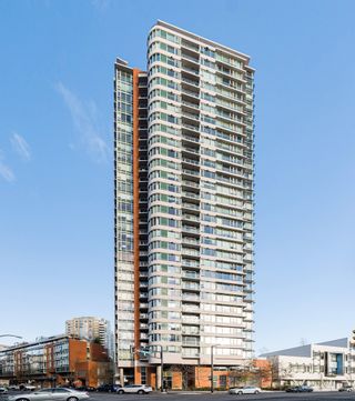 Photo 26: 1703 688 ABBOTT Street in Vancouver: Downtown VW Condo for sale in "FIRENZE TOWER II" (Vancouver West)  : MLS®# R2741601