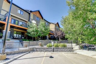 Photo 2: 407 Valley Ridge Manor NW in Calgary: Valley Ridge Row/Townhouse for sale : MLS®# A1243951